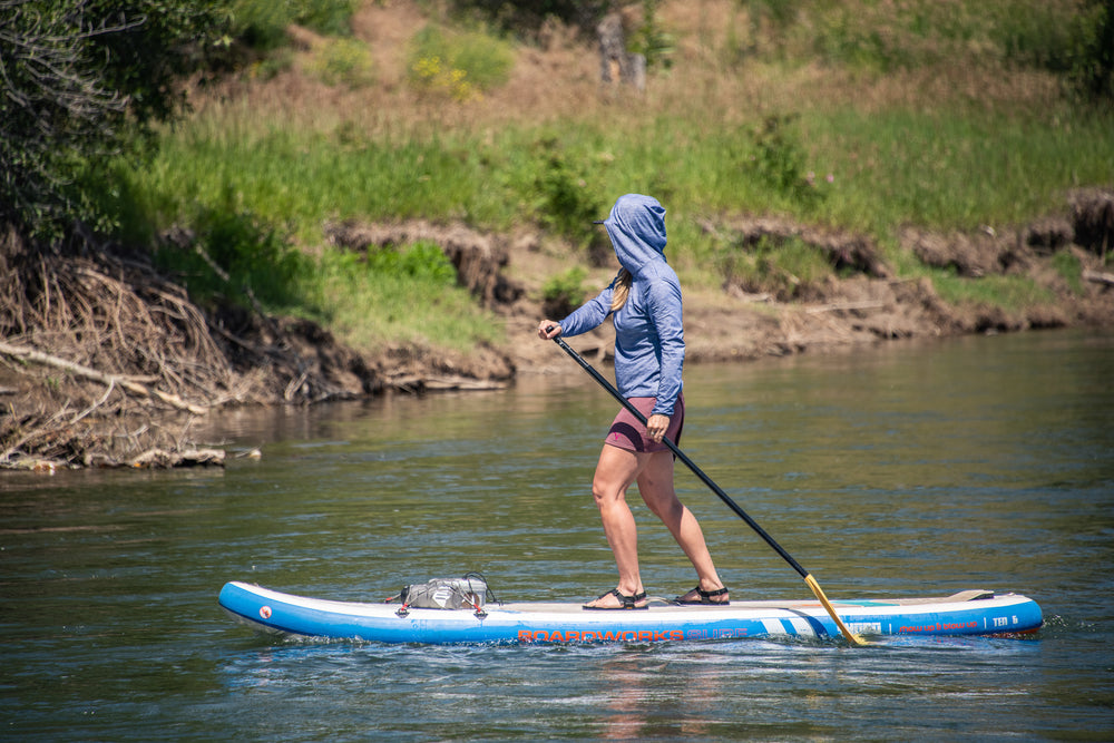 Women's River Run Lightweight Merino Hoodie | VOORMI